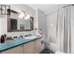 Bathroom - 371 John Street, Cobourg, ON K9A3T4 Photo 12