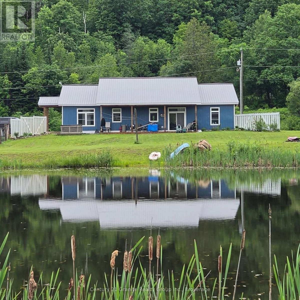 704 LAKEVIEW ROAD - 1