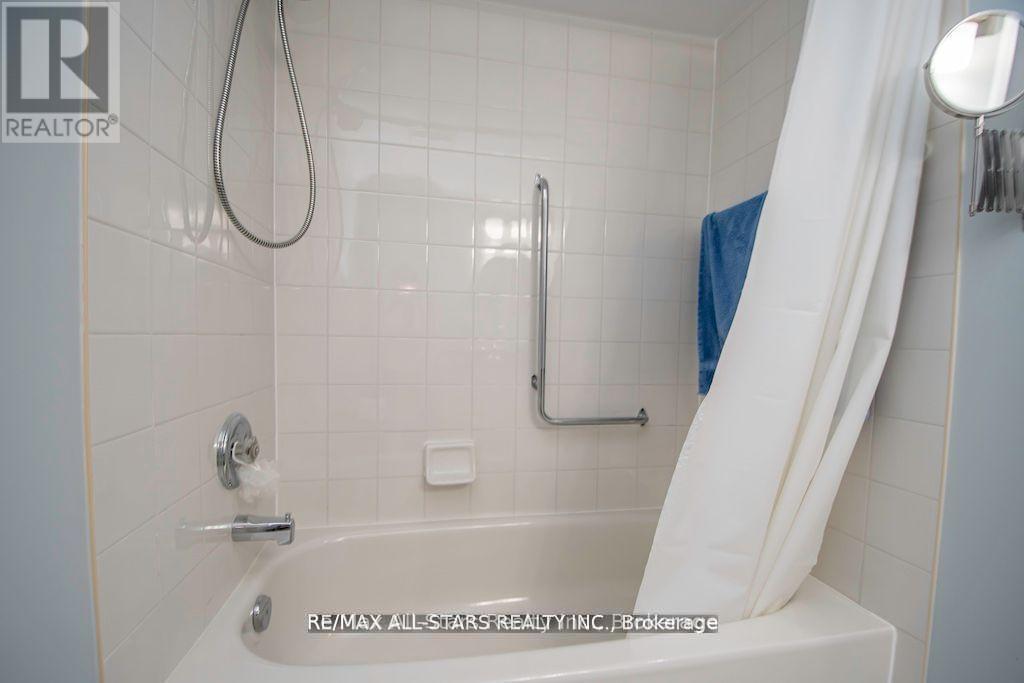 #305 51 RIVERMILL BOULEVARD - 14
