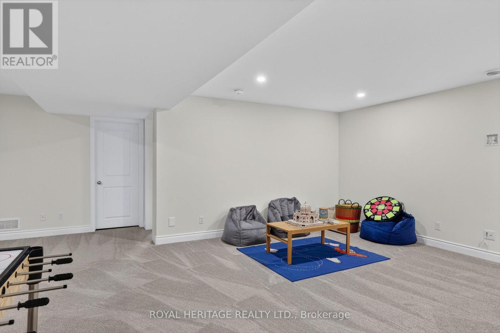 26 FERRIS COURT - 26
