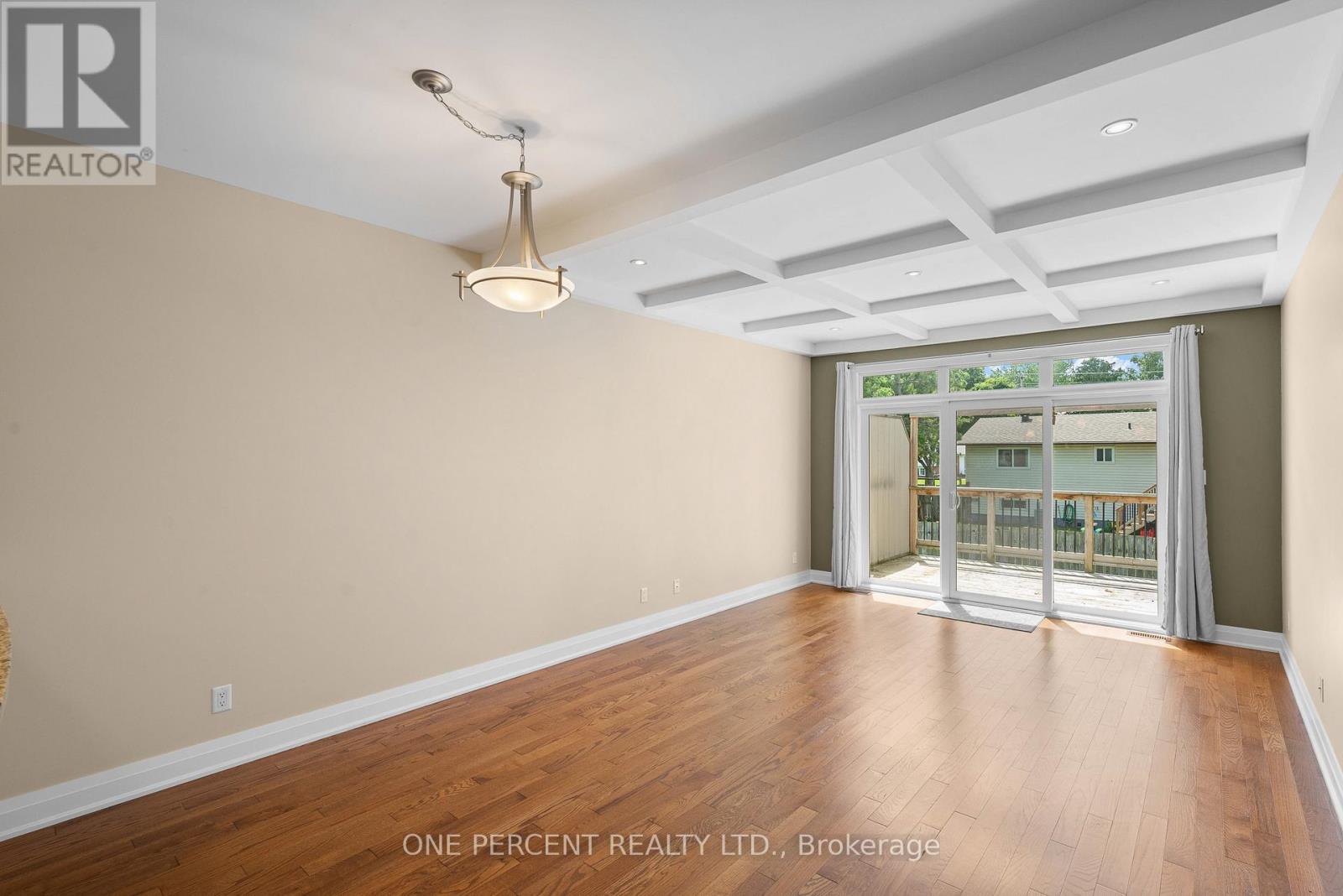 135 ELIZABETH STREET - 14