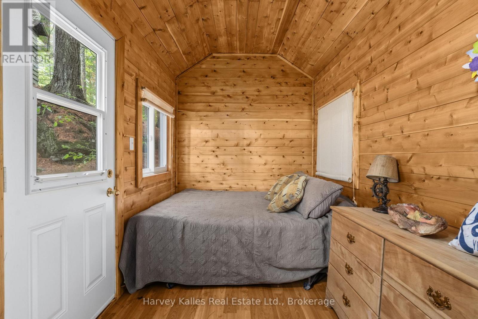1059 BONA VISTA ROAD - 28