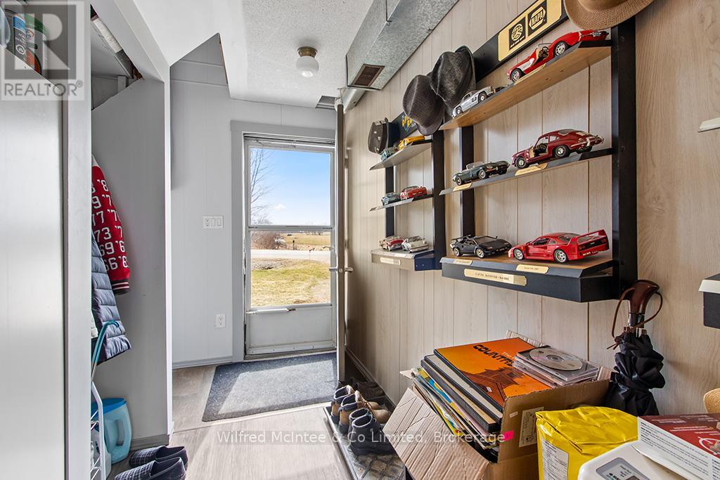401395 GREY RD 4 - 25