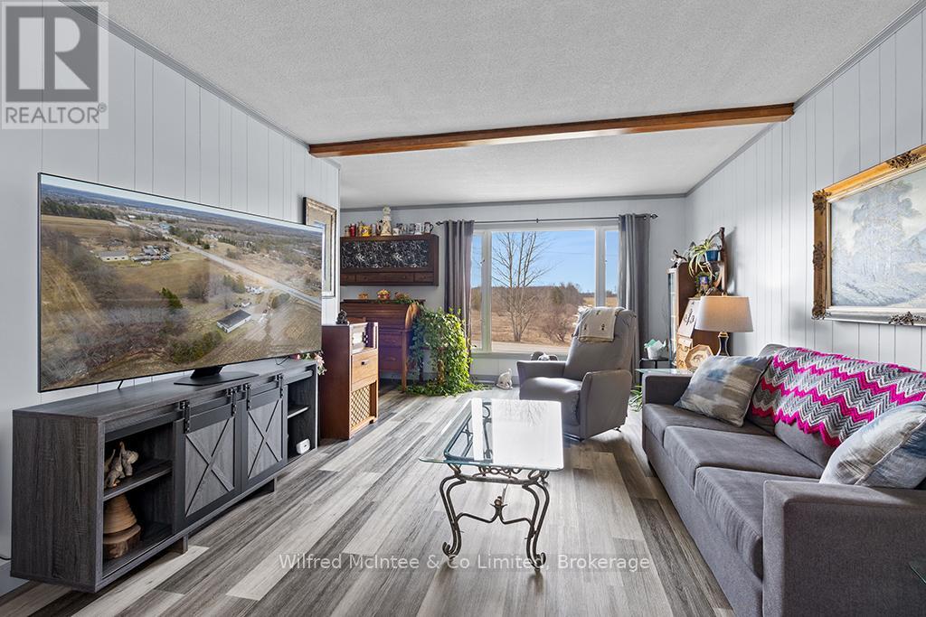 401395 GREY RD 4 - 21