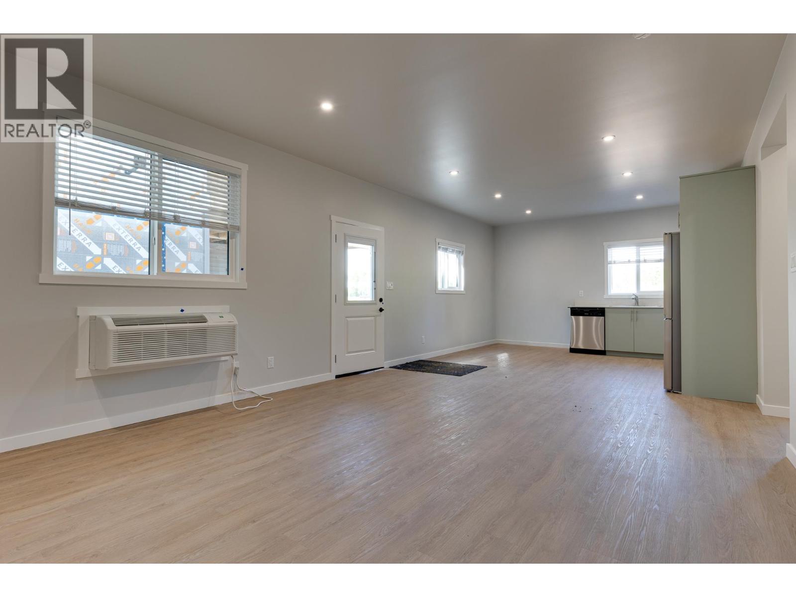 1219 N BLACKBURN ROAD - 16