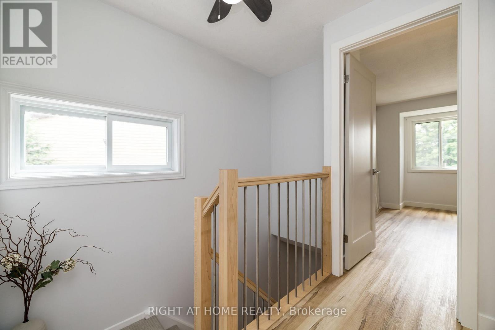 30 BERKSHIRE WAY - 19