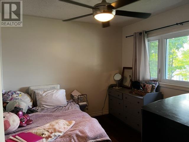 71 Hutchison AVE - 10