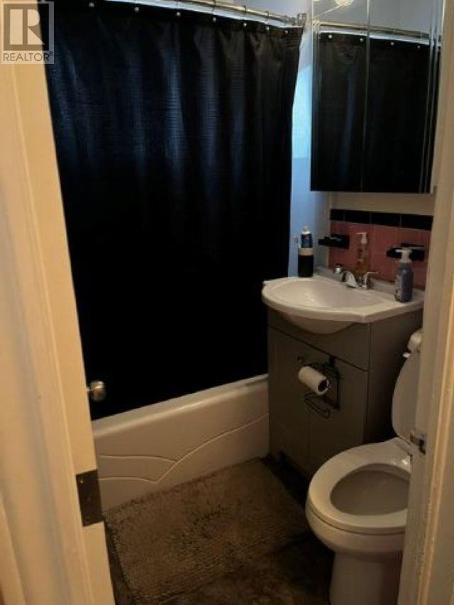 71 Hutchison AVE - 15