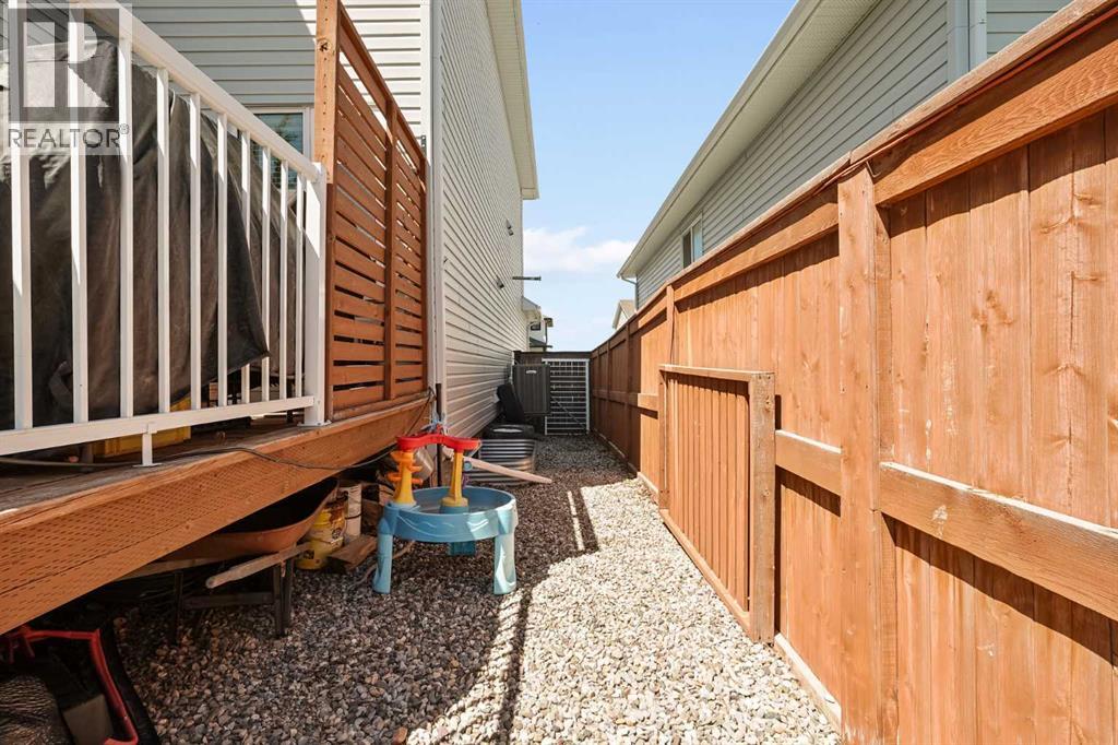 244 Northlander Bend W — photo 41