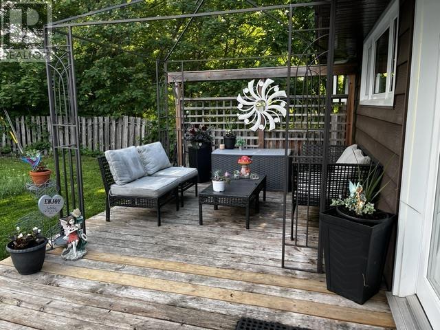 71 Hutchison AVE - 25