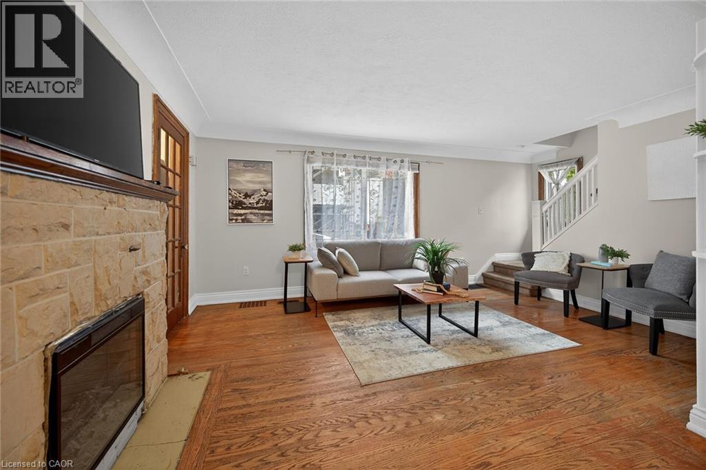 144 HUNTER Street W - 9