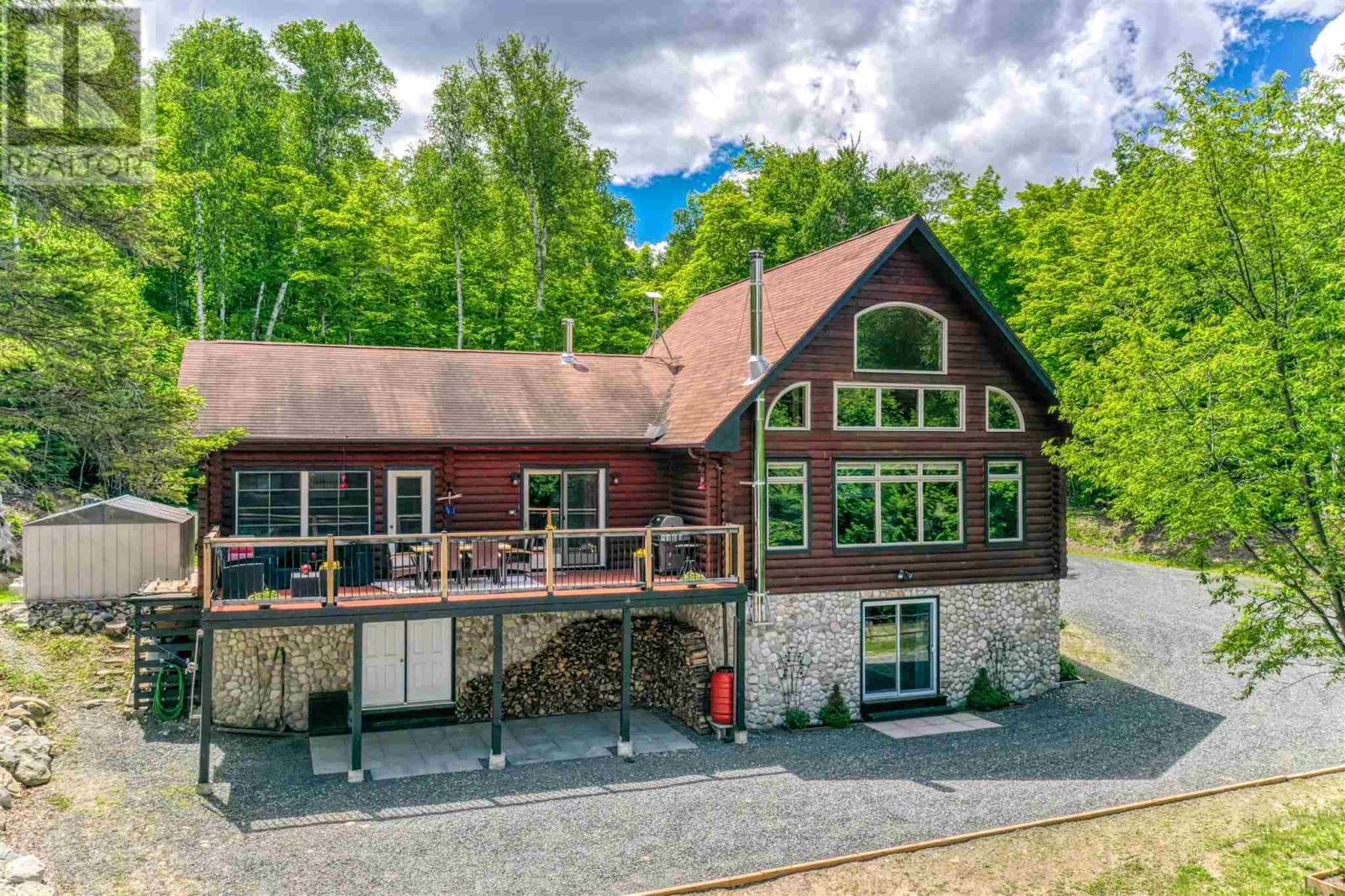 6 Quirke LN - 2