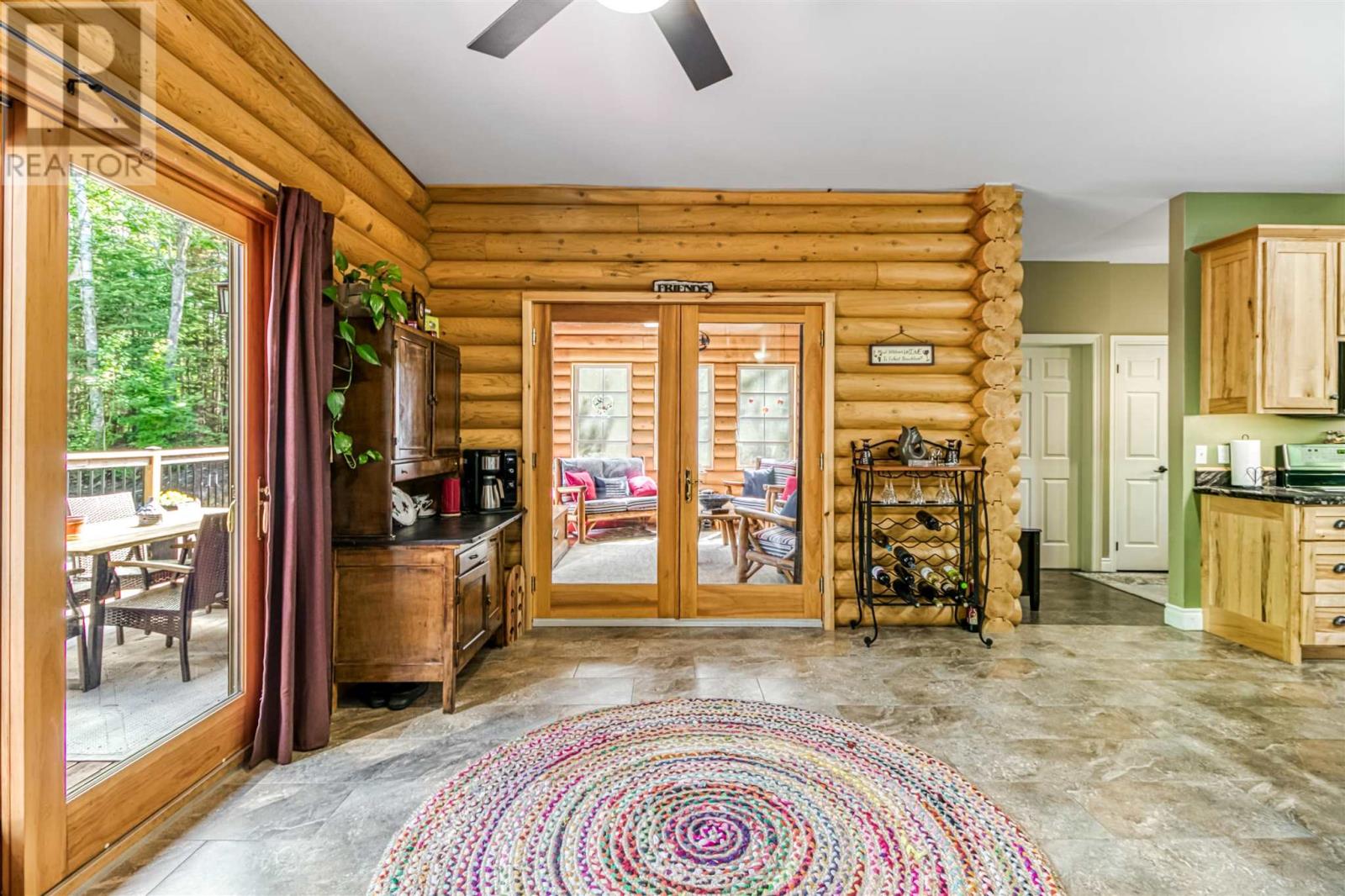 6 Quirke LN - 21