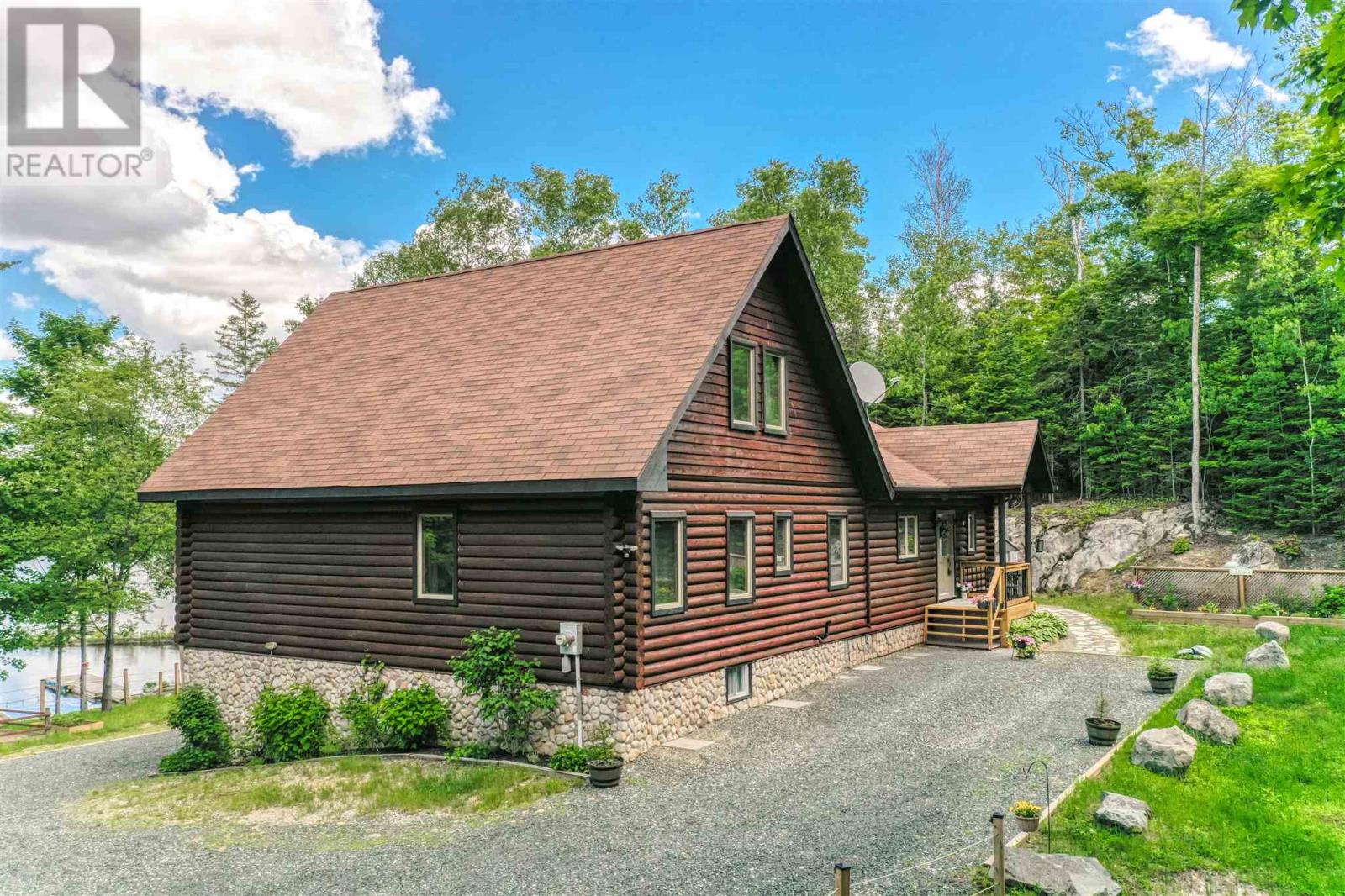 6 Quirke LN - 3