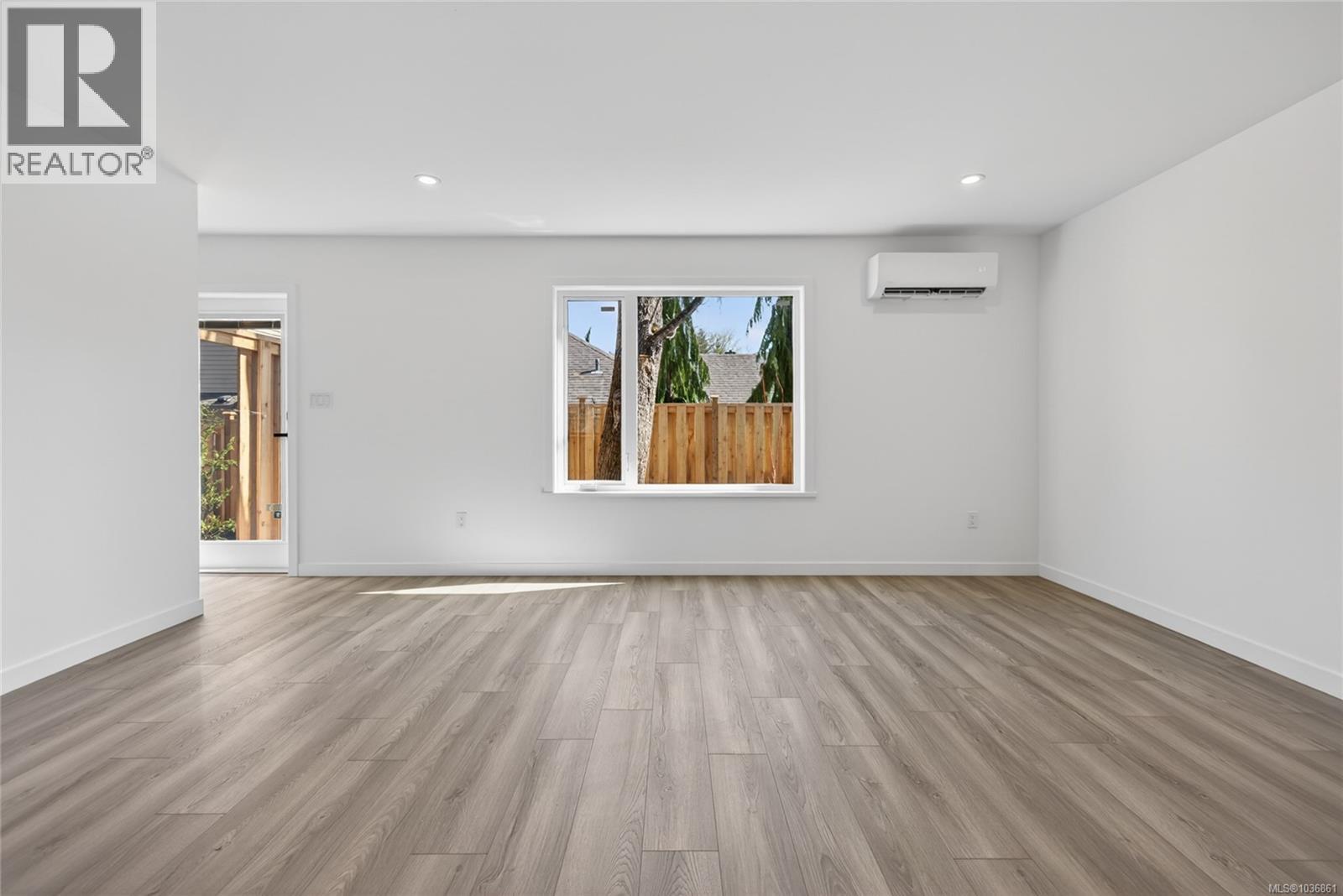#3 1590 Piercy Ave - 15