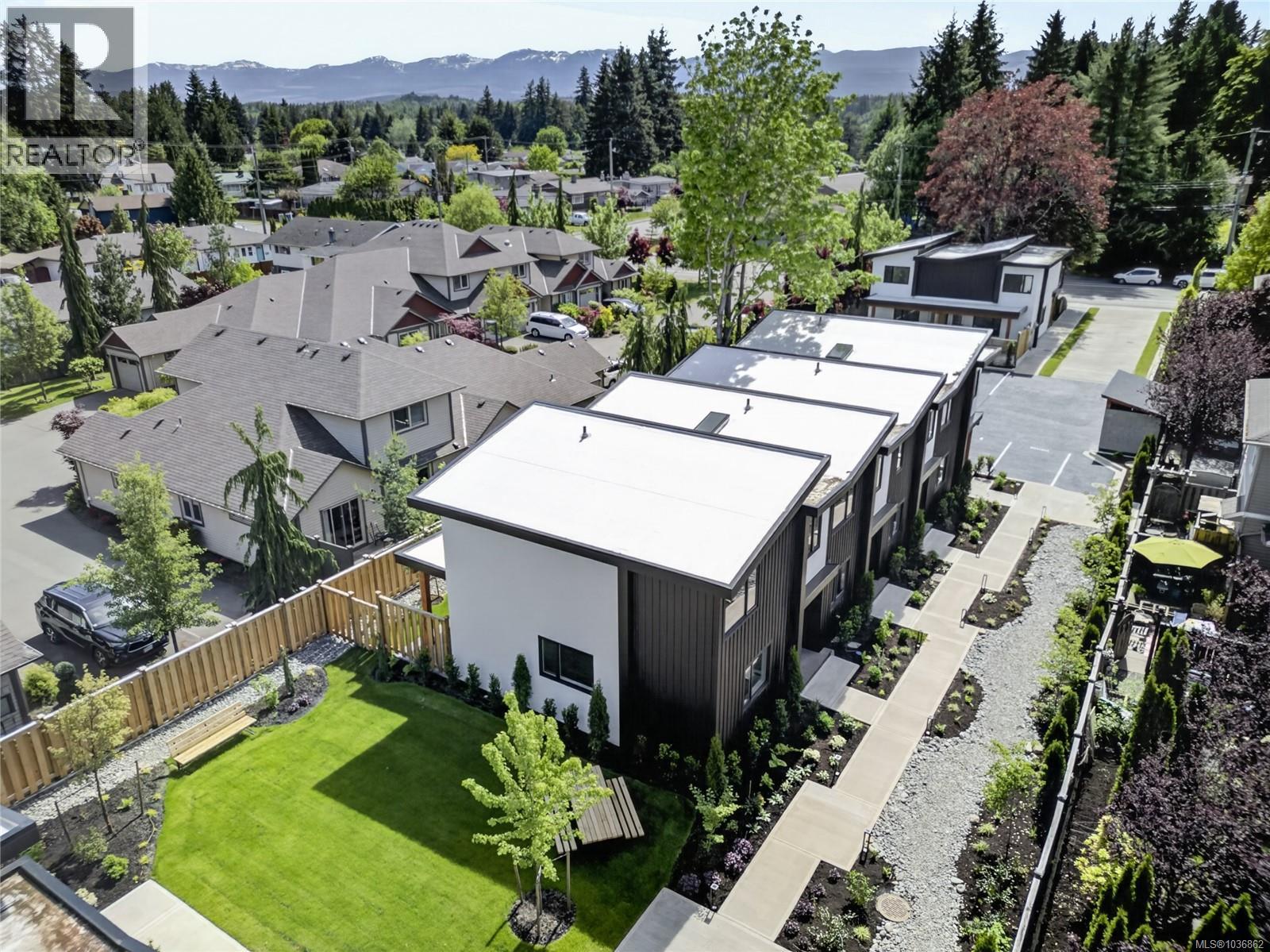 #4 1590 Piercy Ave - 38