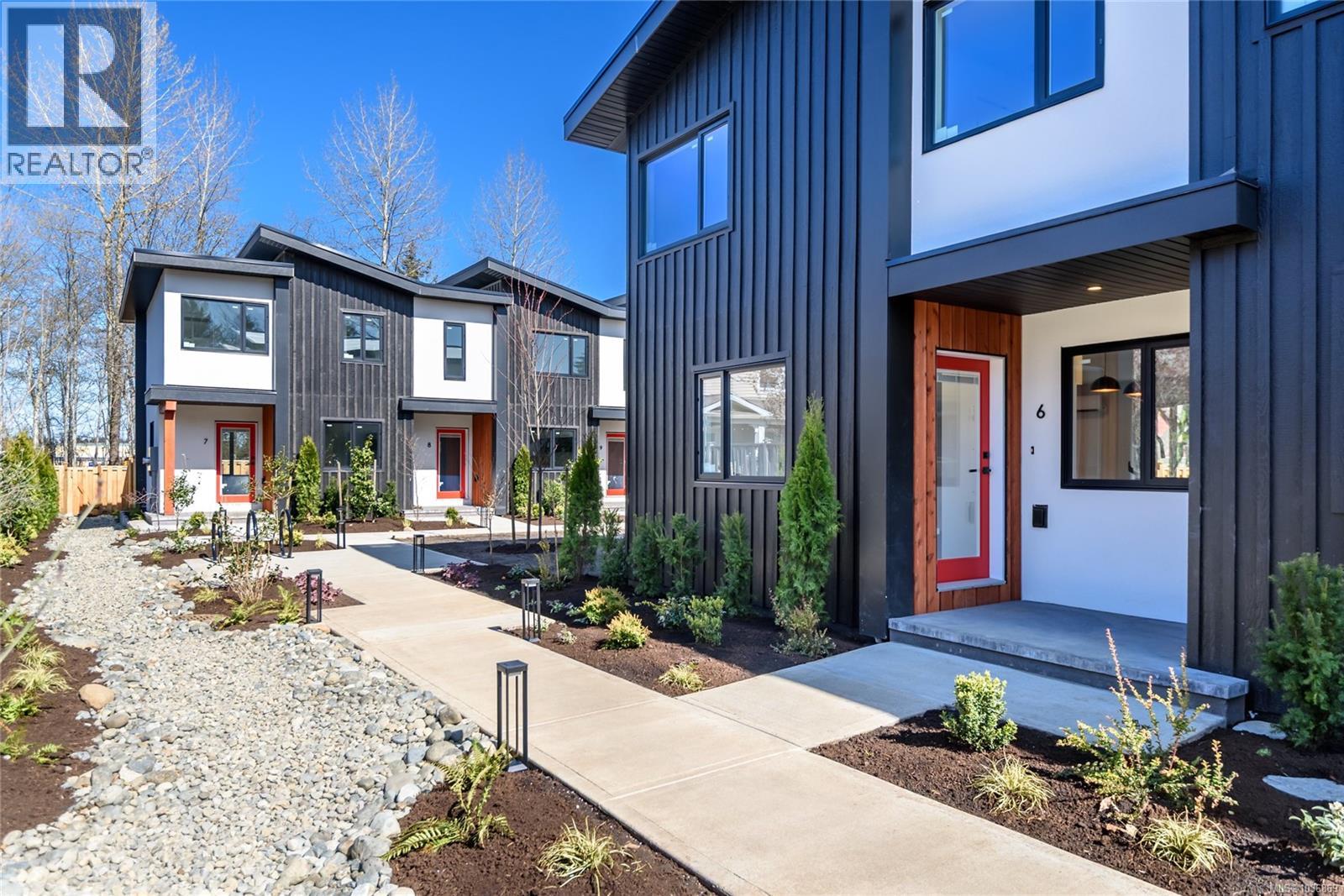#6 1590 Piercy Ave - 5