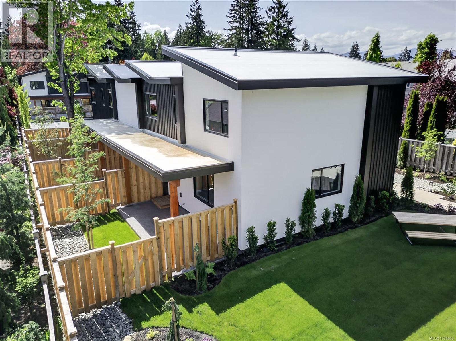 #6 1590 Piercy Ave - 3