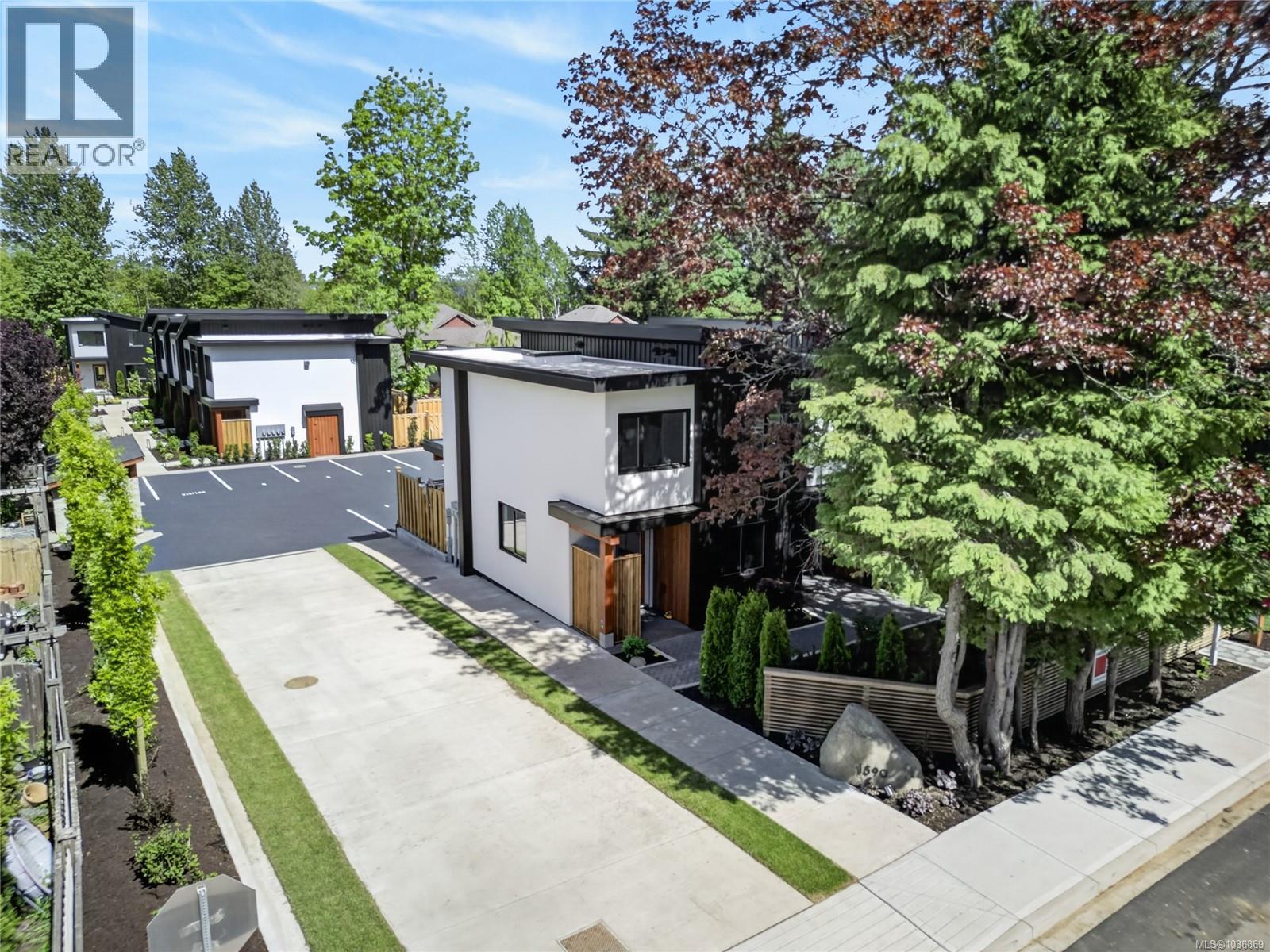#6 1590 Piercy Ave - 56