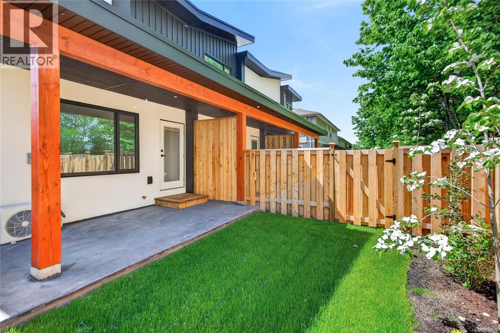 #9 1590 Piercy Ave - 19