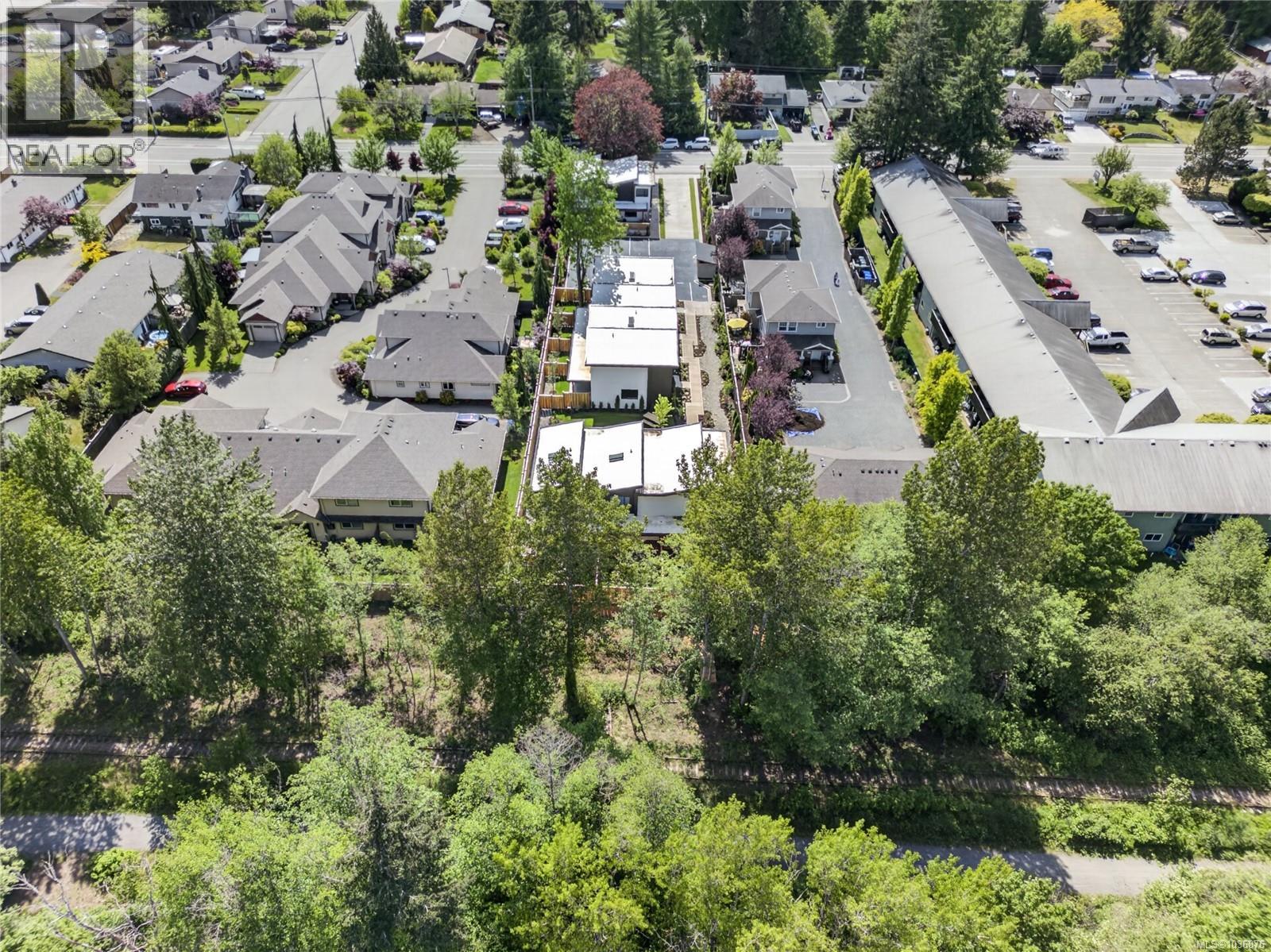 #9 1590 Piercy Ave - 40