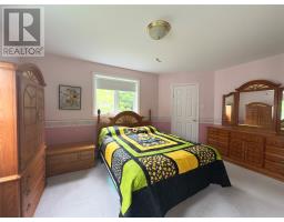 12 Sandy Street thumbnail 21