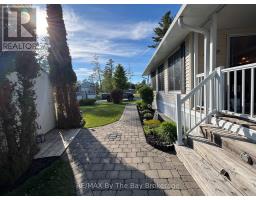 13 White Pines Trail, Wasaga Beach, ON L9Z1X7 Photo 9