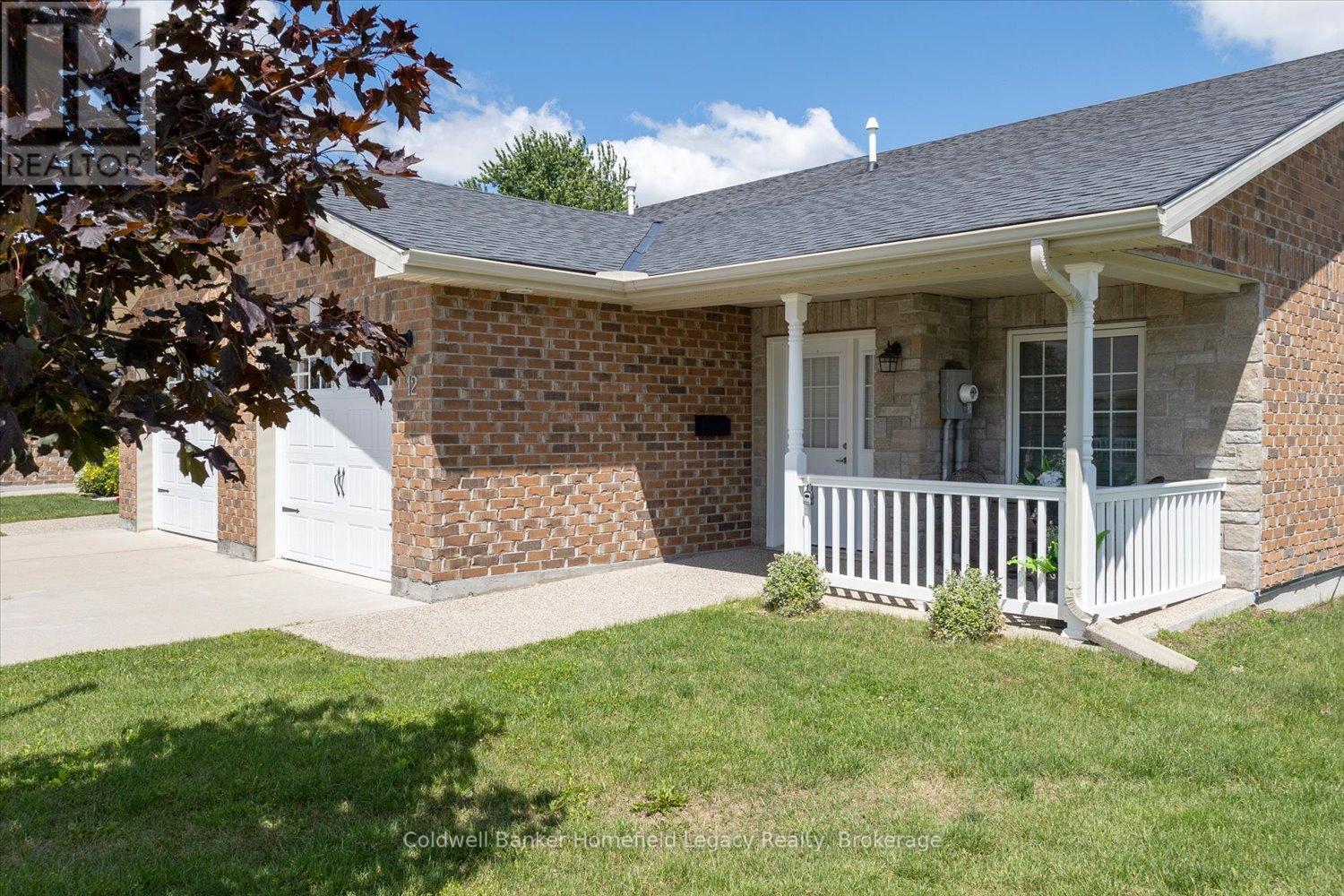 12 DEVON DRIVE E - 2