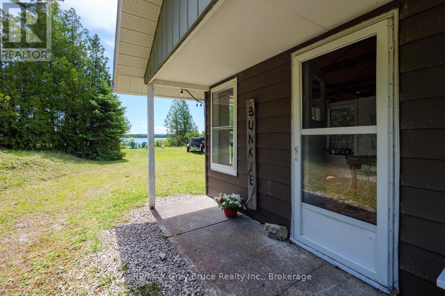 594 WARNER BAY ROAD - 34