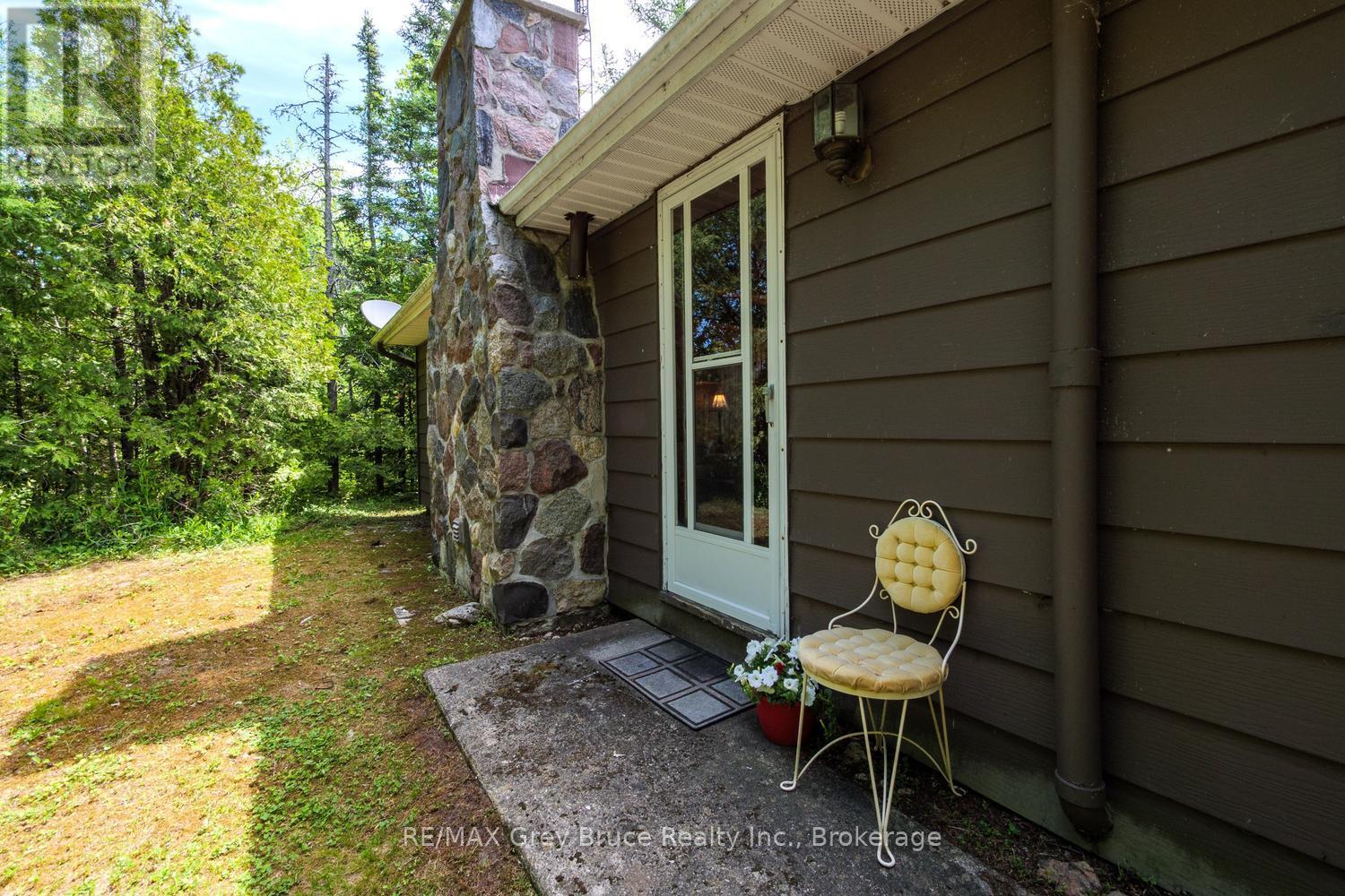 594 WARNER BAY ROAD - 5