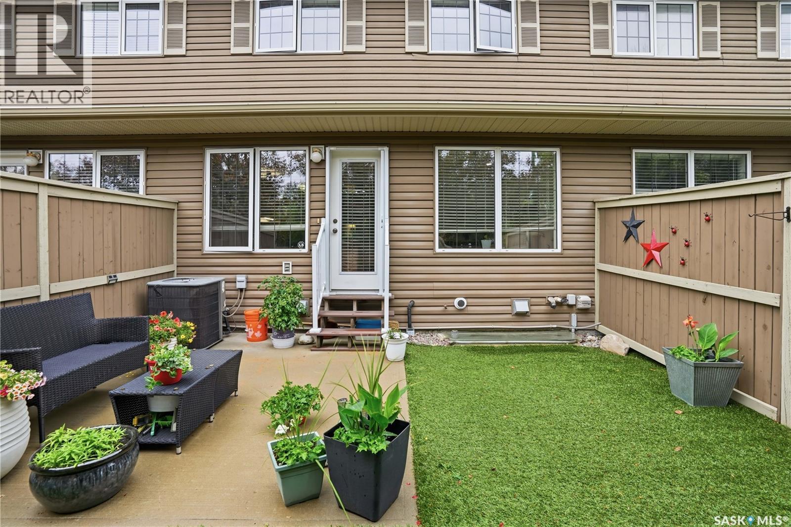 117 4701 Child AVENUE — photo 33