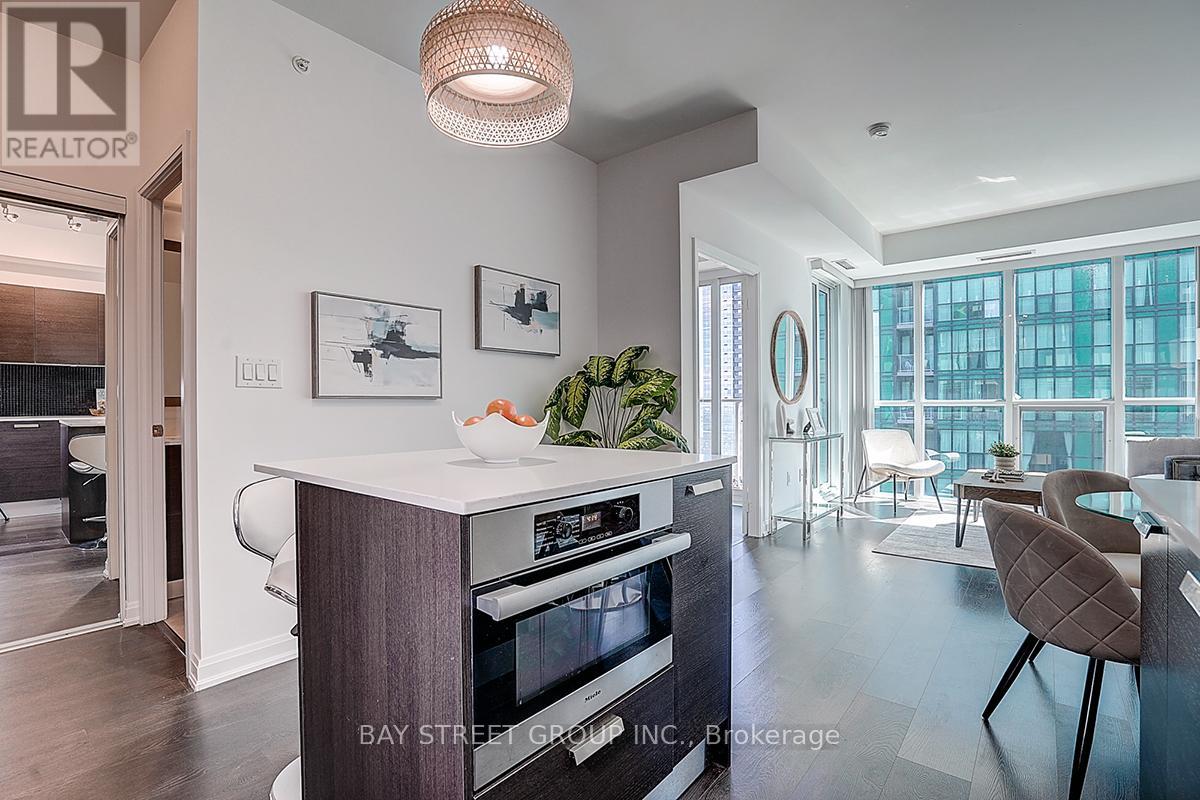 #3209 11 BOGERT AVENUE - 16