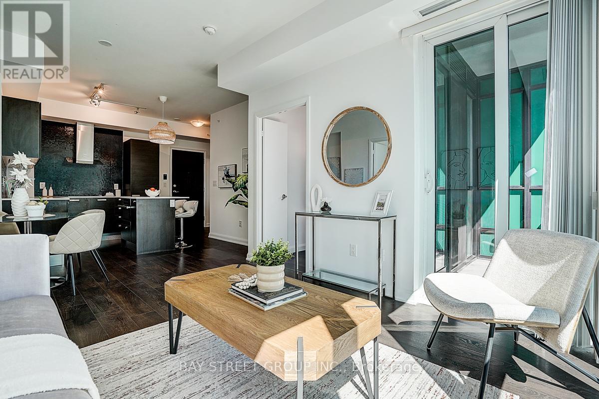 #3209 11 BOGERT AVENUE - 24