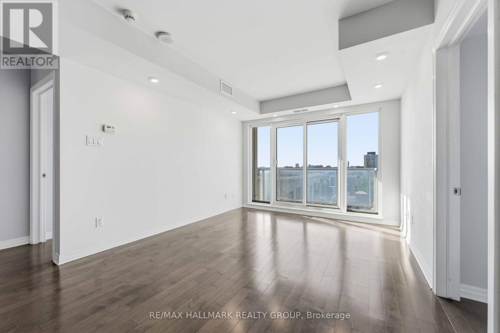 #1402 195 BESSERER STREET - 13