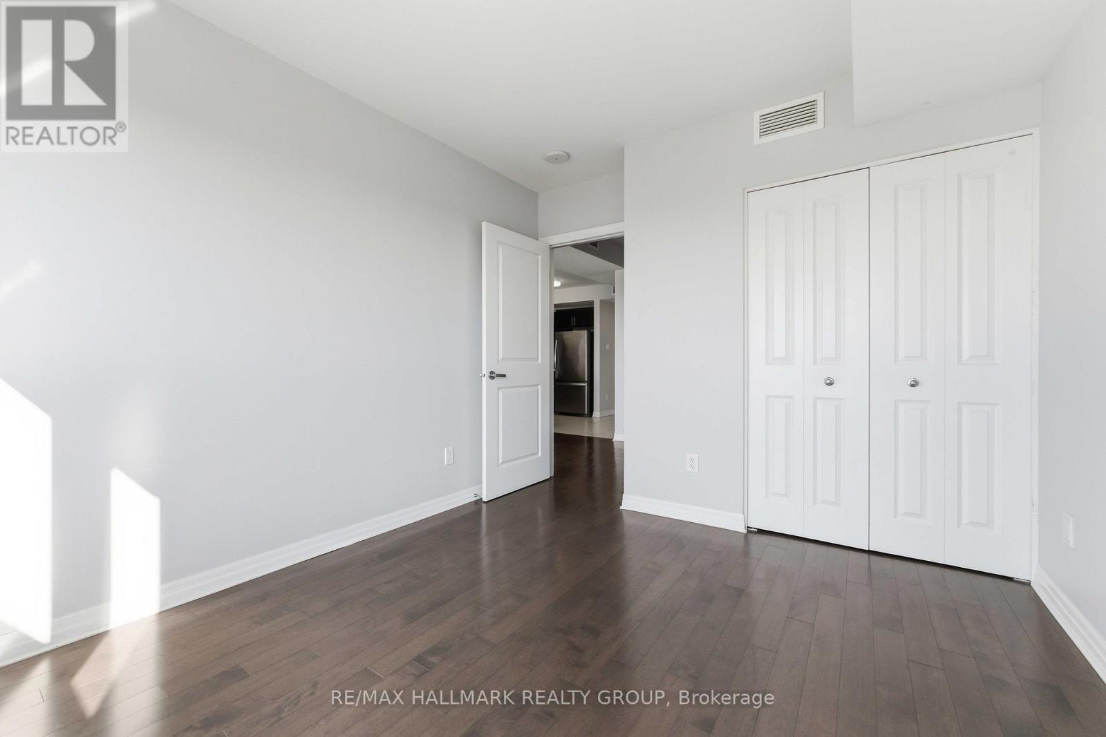 #1402 195 BESSERER STREET - 28