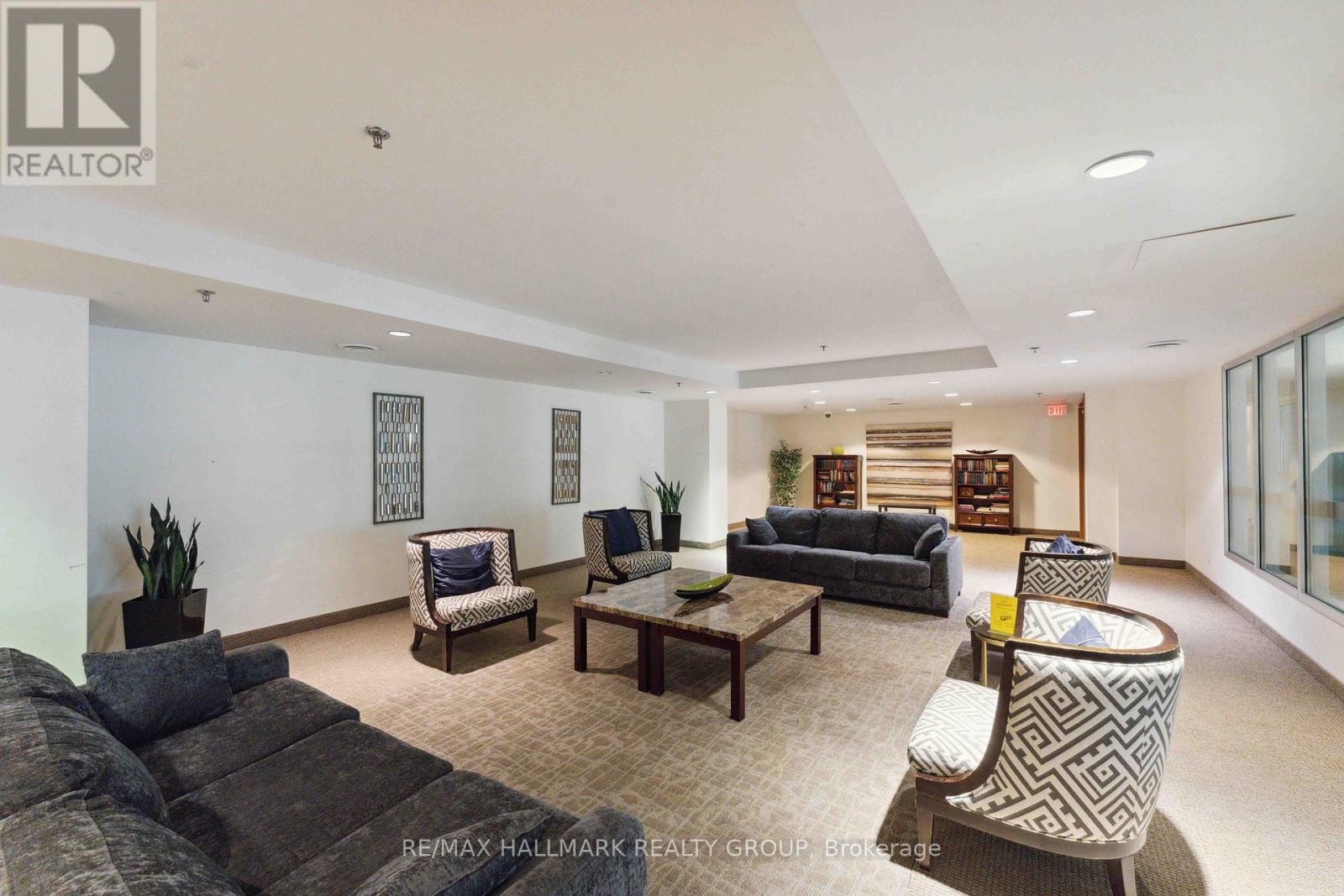 #1402 195 BESSERER STREET - 41