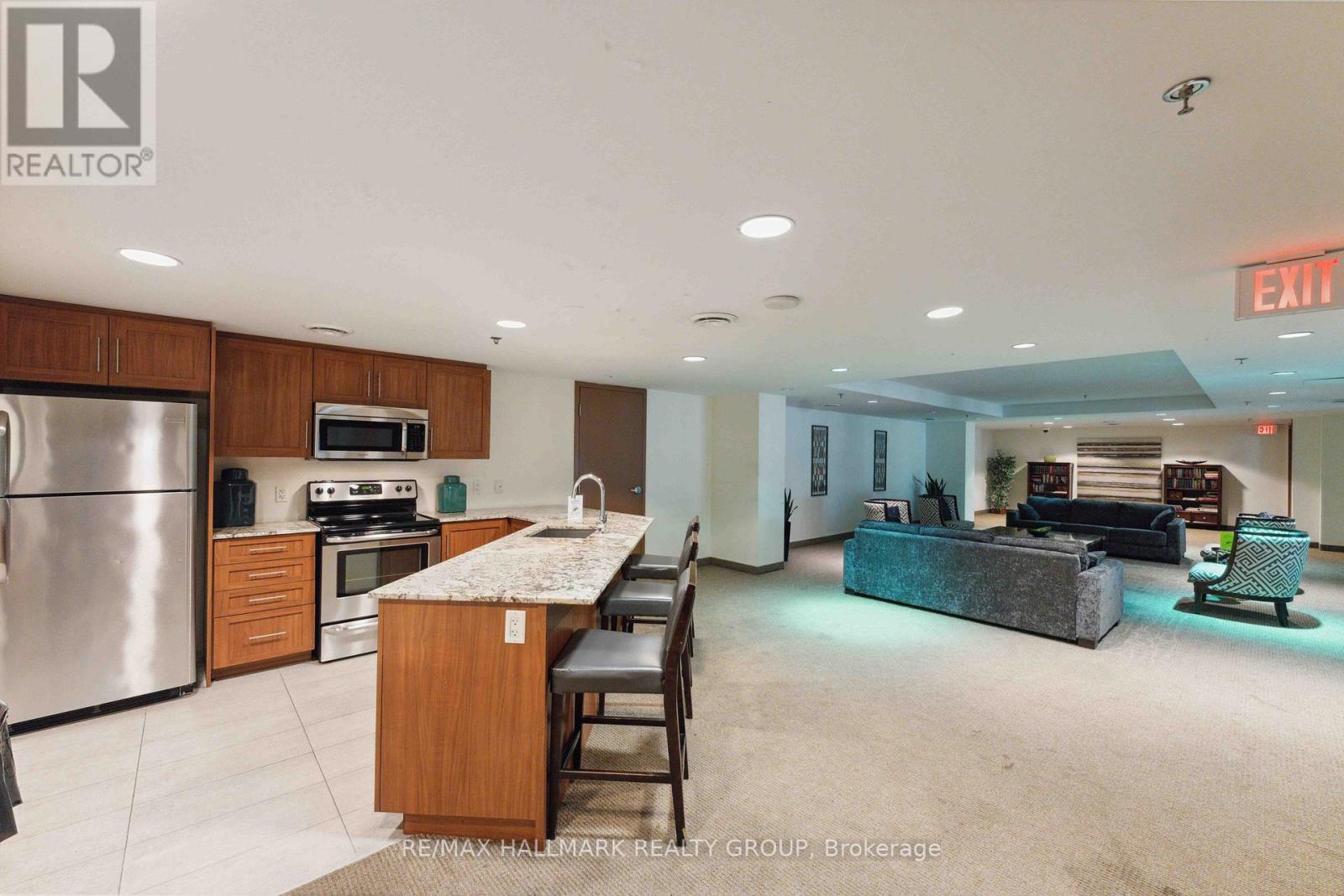 #1402 195 BESSERER STREET - 43