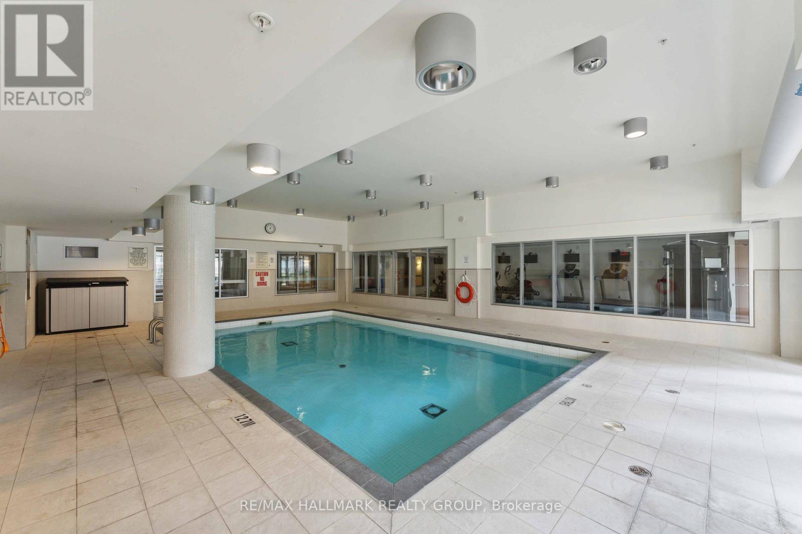 #1402 195 BESSERER STREET - 45