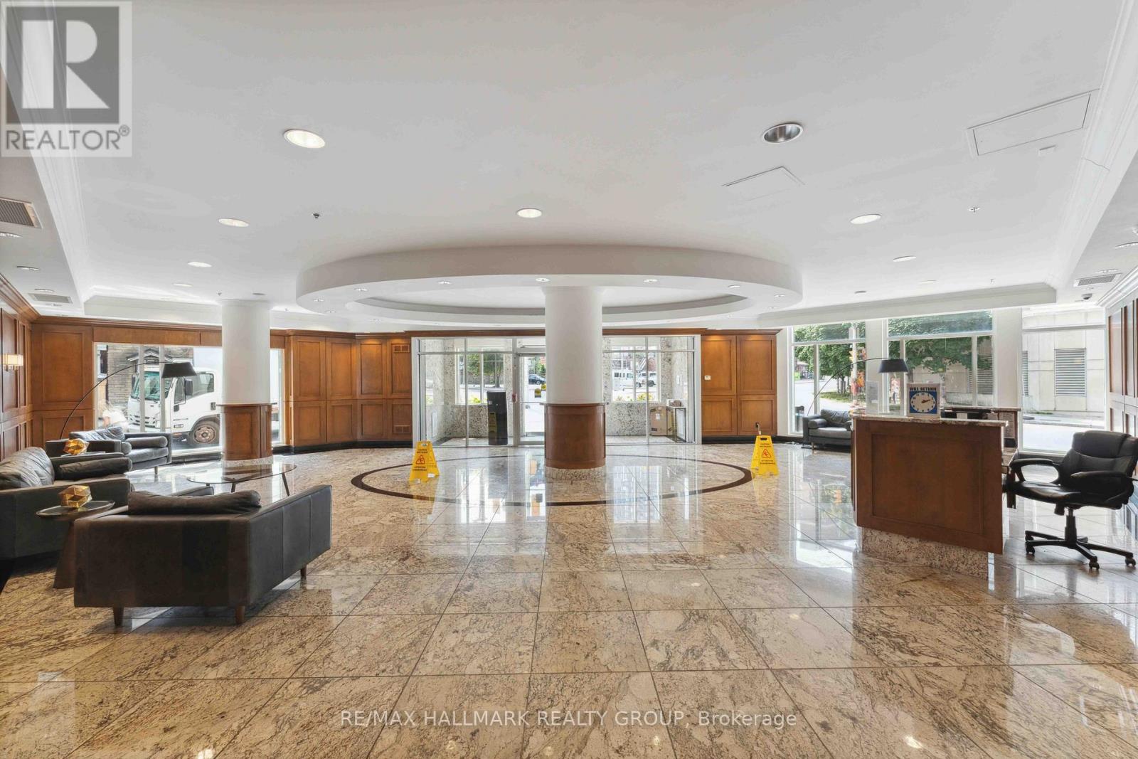 #1402 195 BESSERER STREET - 38