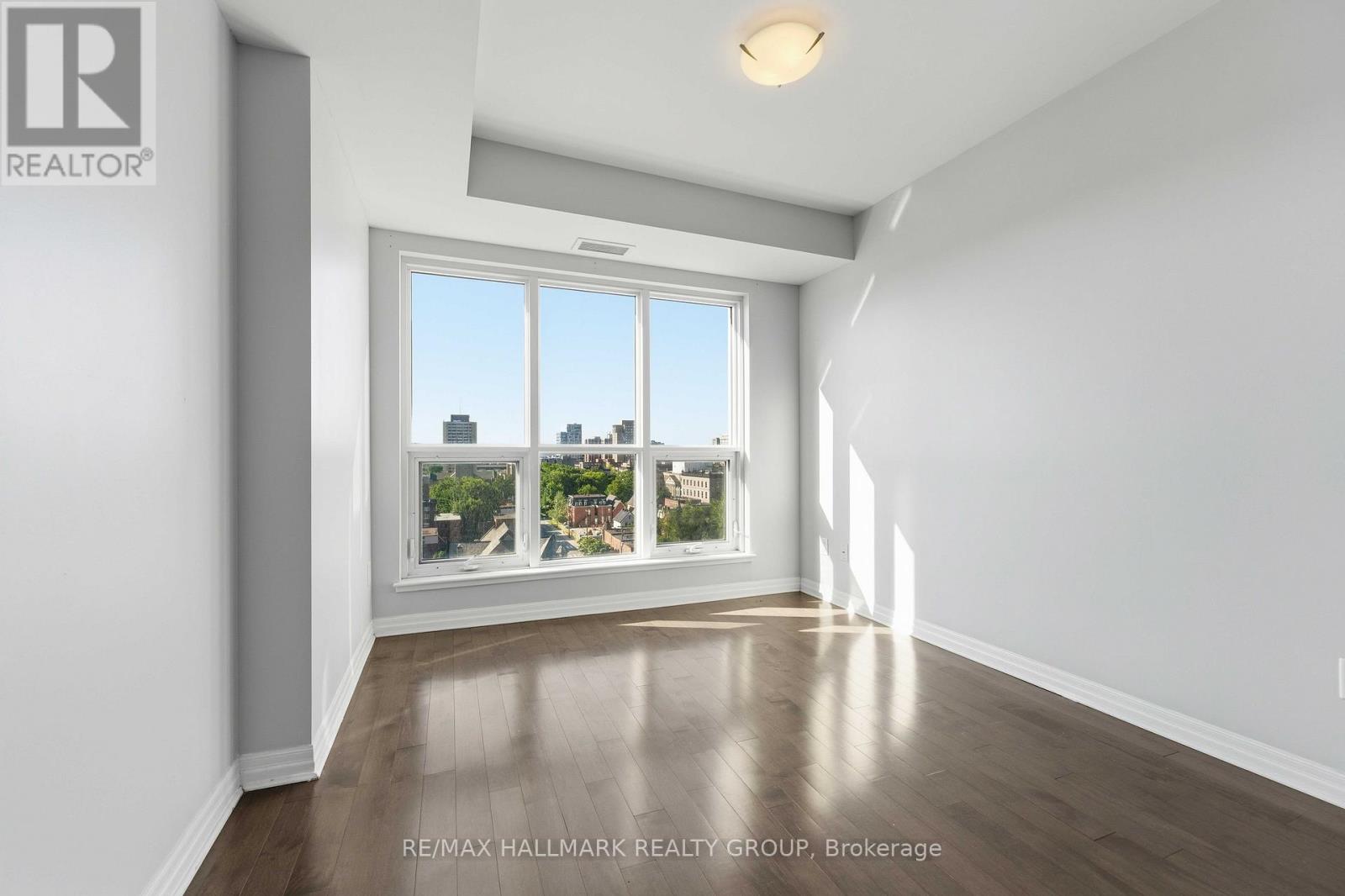 #1402 195 BESSERER STREET - 29
