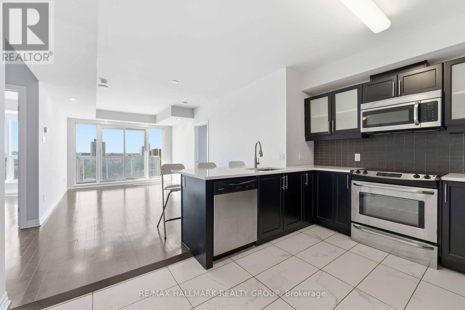 #1402 195 BESSERER STREET - 8