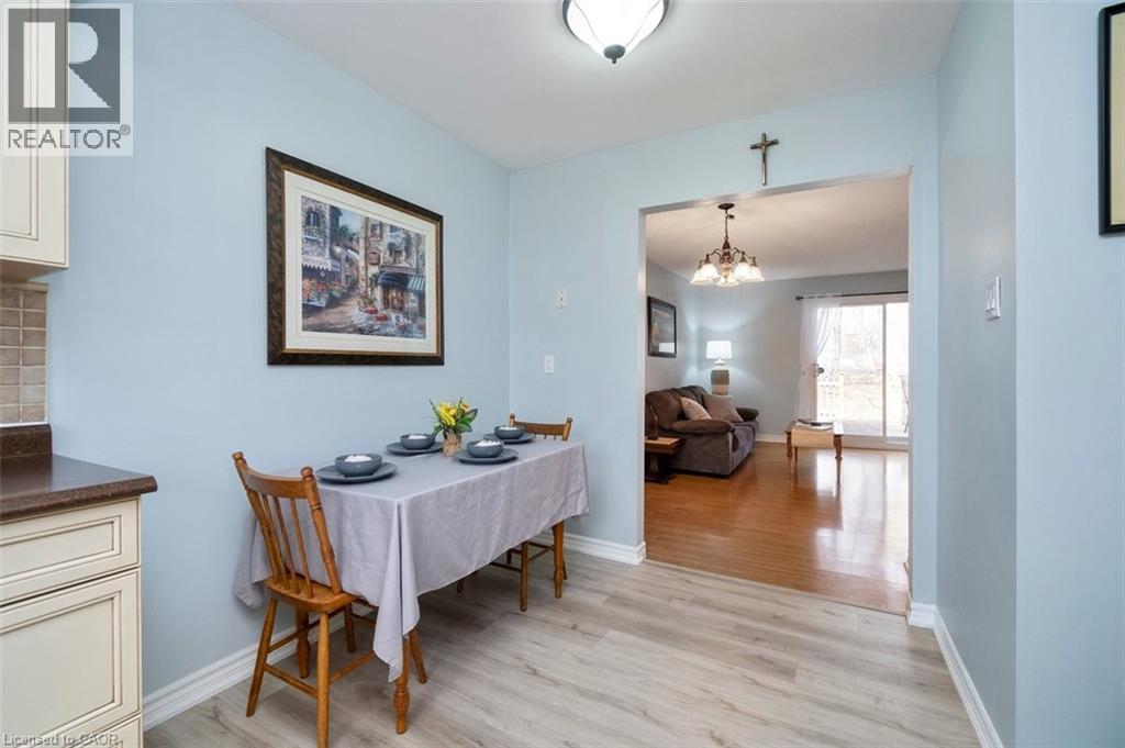 #7 121 MORGAN Avenue - 6