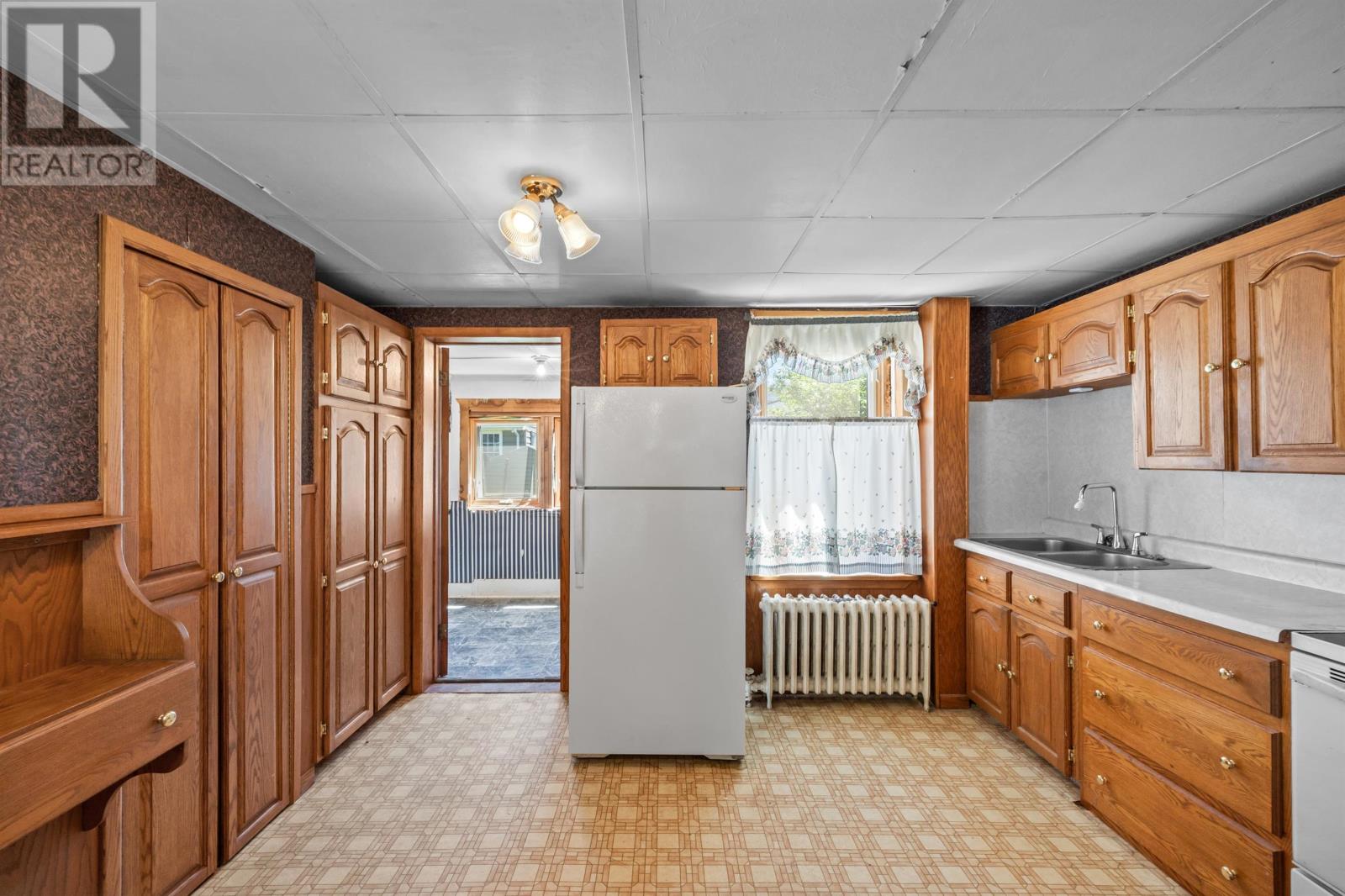 317 Hawthorne Avenue - 19