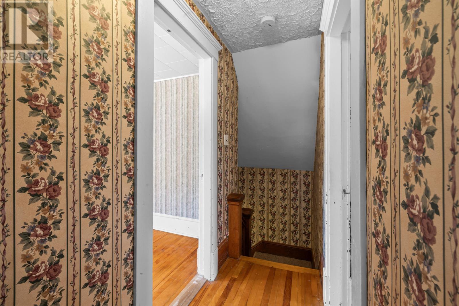317 Hawthorne Avenue - 23