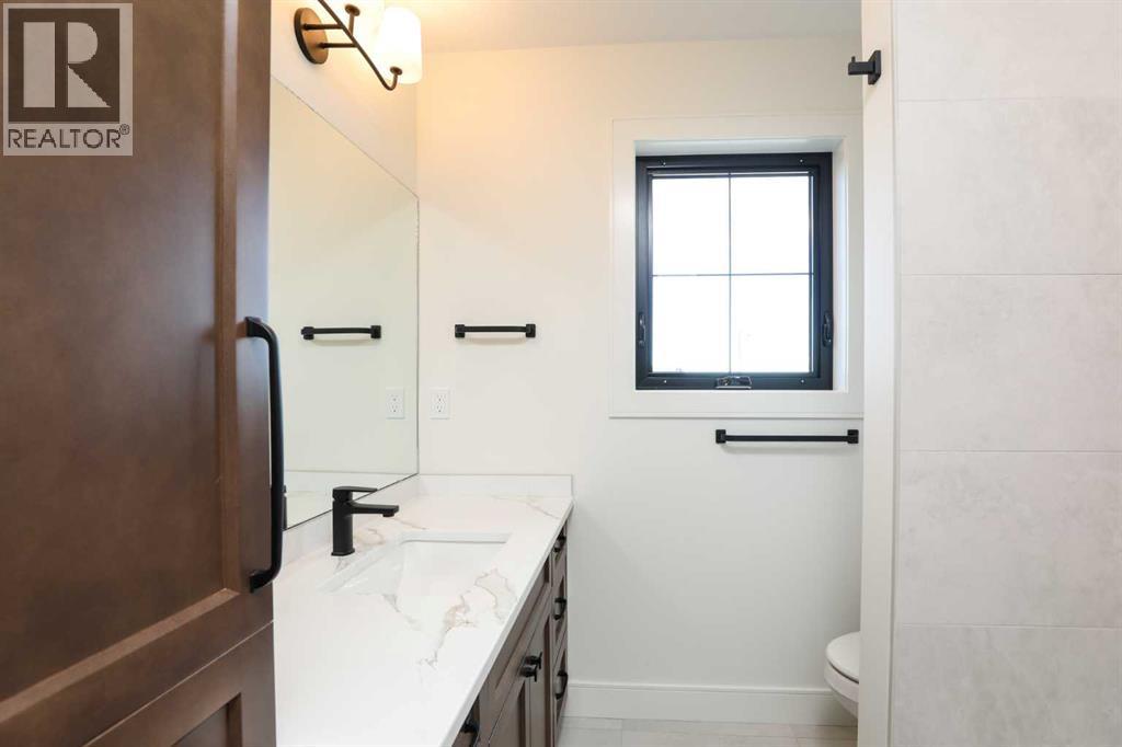 570 Malahat Green W - 21