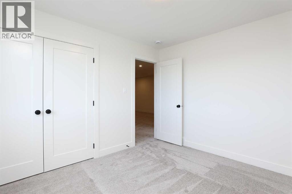 570 Malahat Green W - 15
