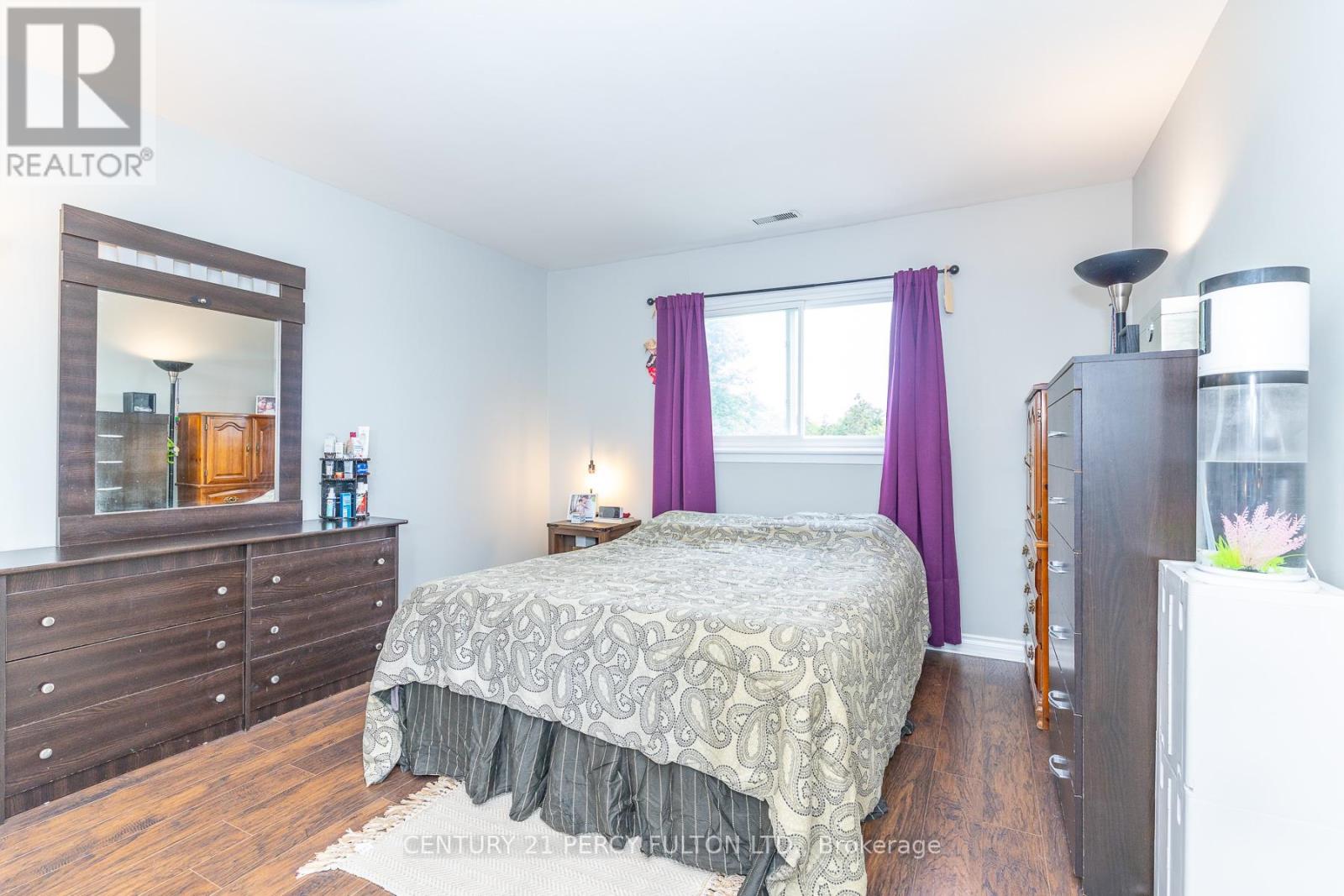 #4 1415 FIELDLIGHT BOULEVARD - 24