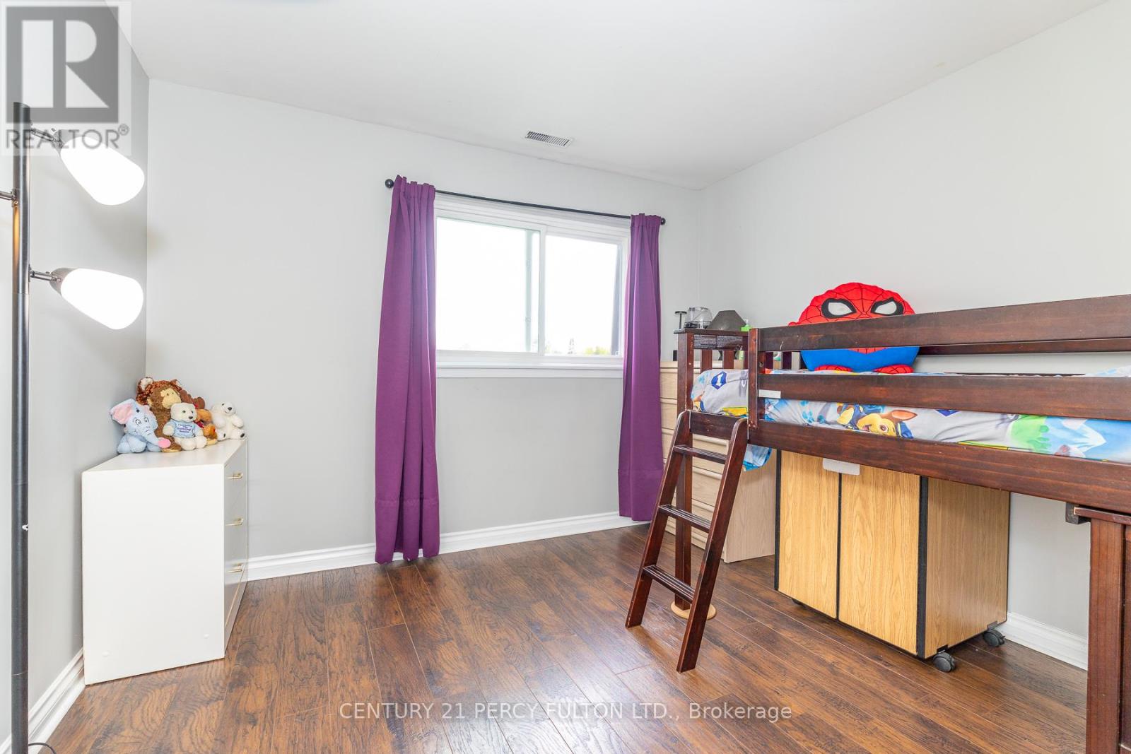#4 1415 FIELDLIGHT BOULEVARD - 28