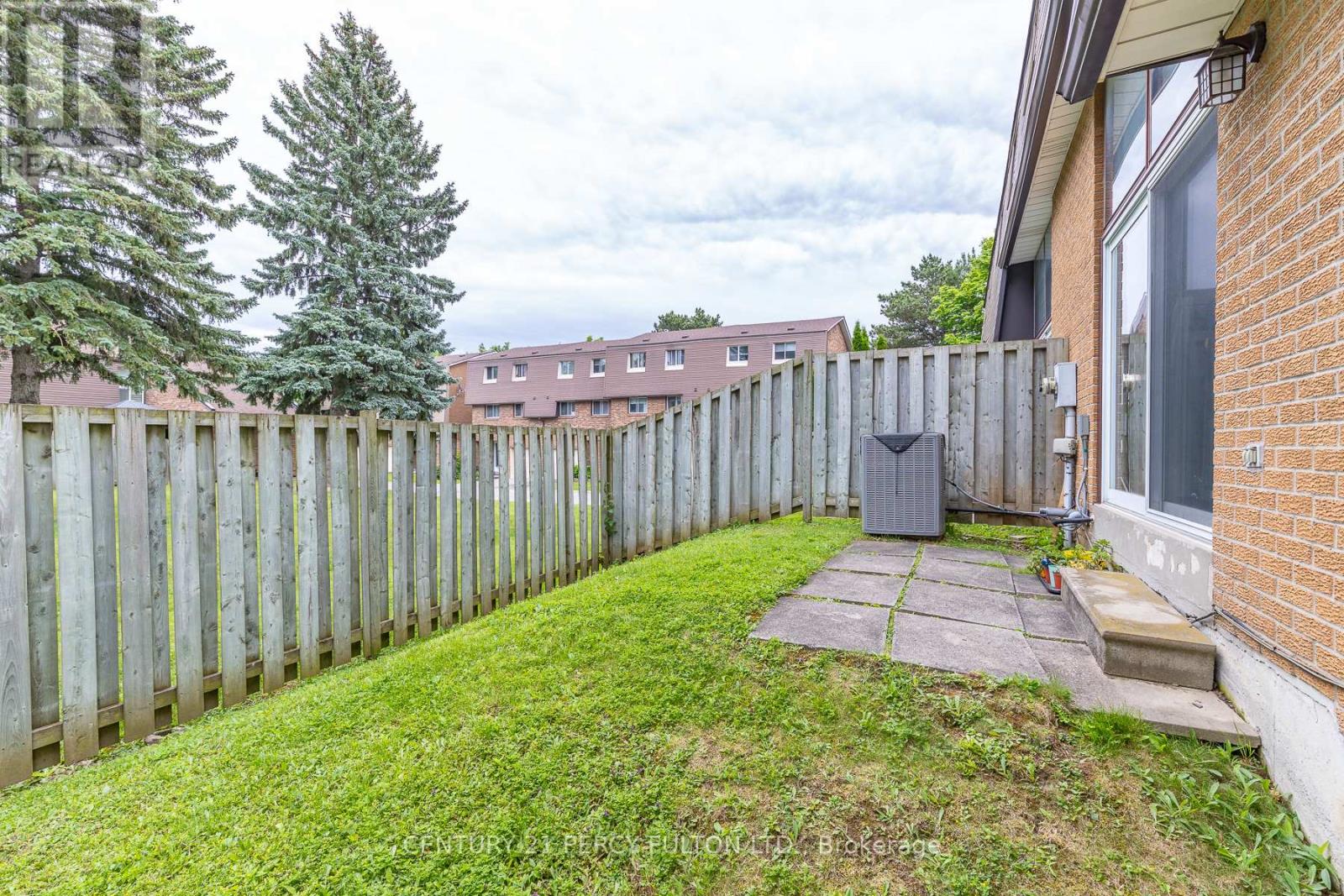 #4 1415 FIELDLIGHT BOULEVARD - 40
