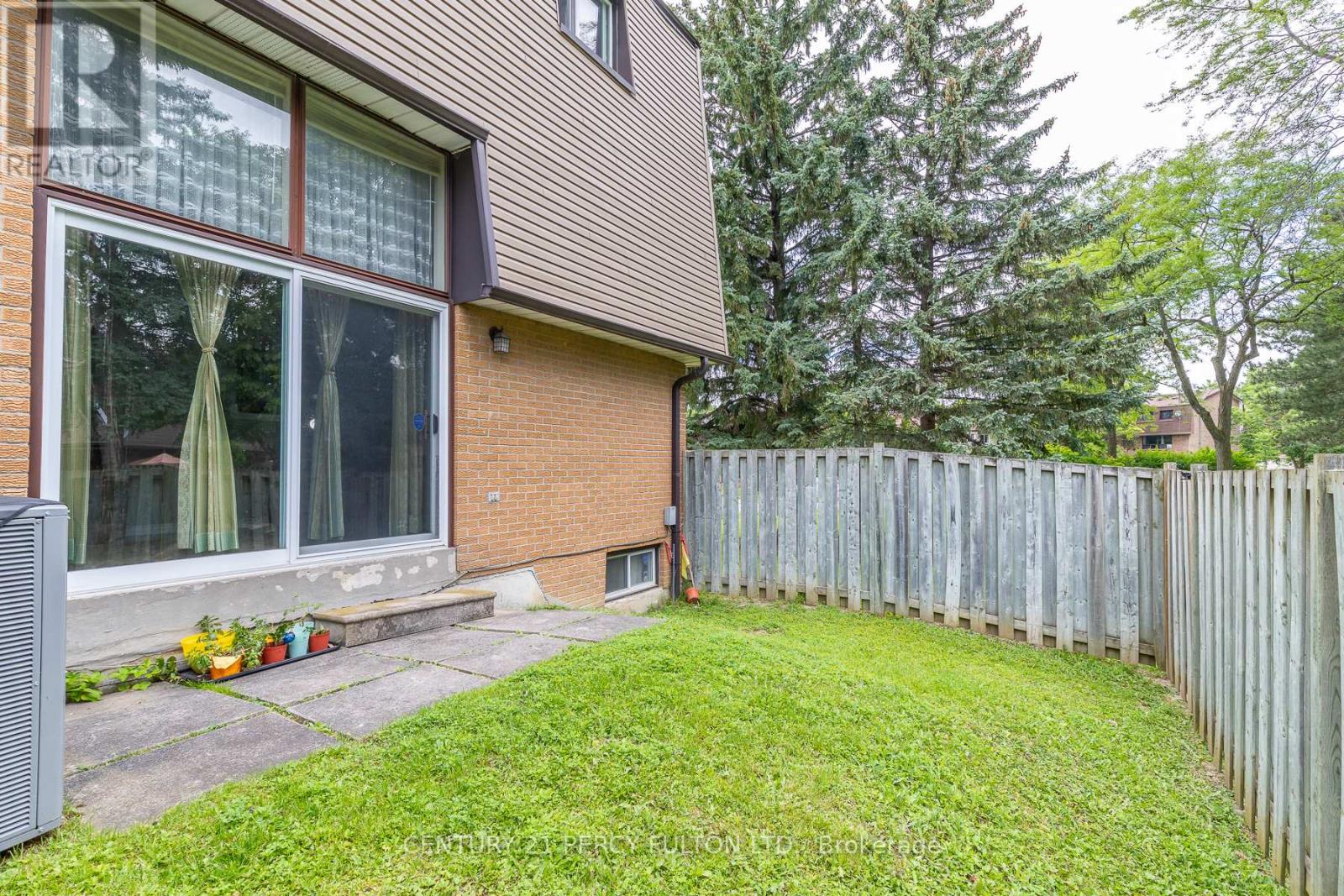 #4 1415 FIELDLIGHT BOULEVARD - 42